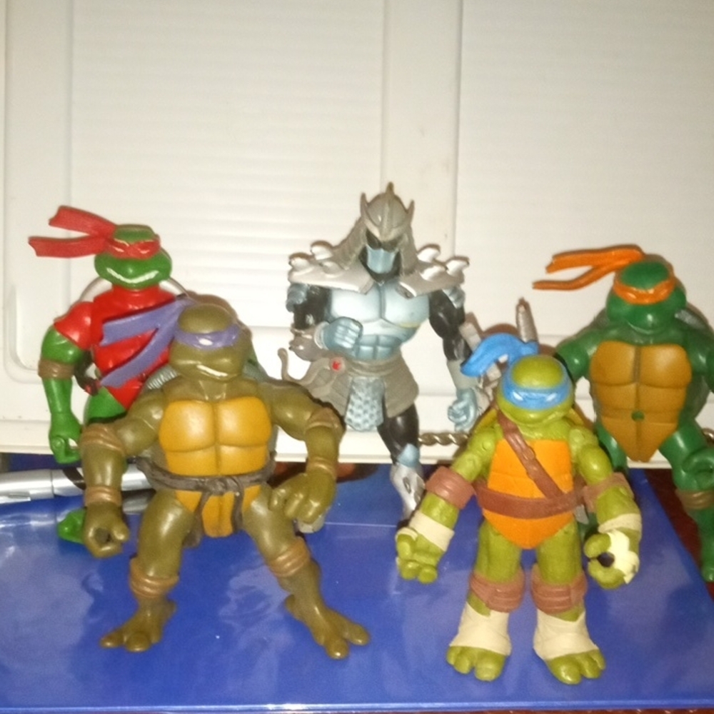 Action Figure Set